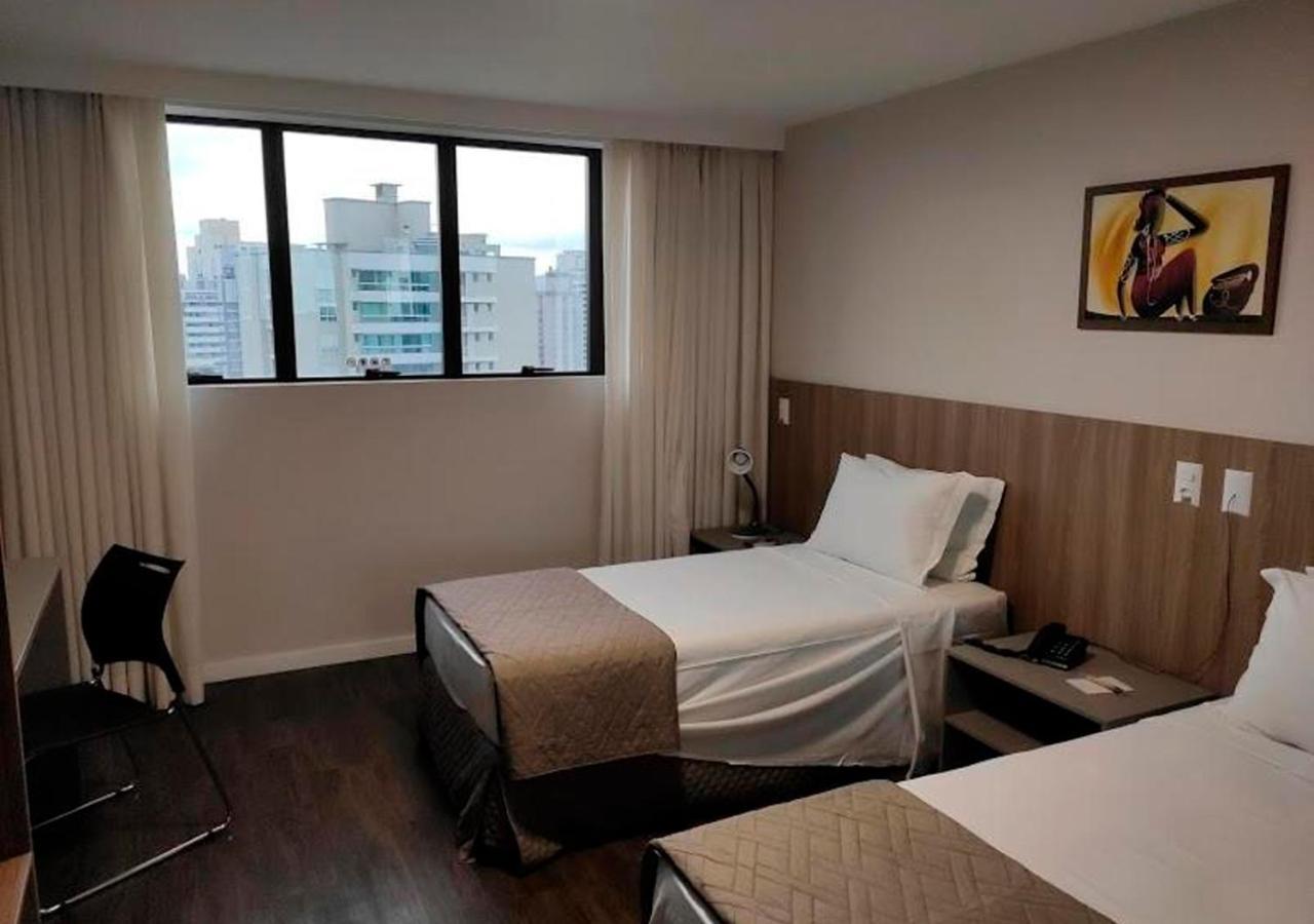 Hotel 7 Itajaí Buitenkant foto